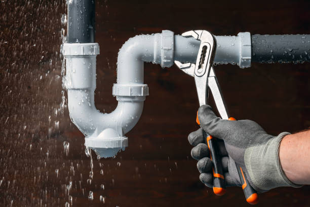Professional Leak Detection technician working in Amana, IA